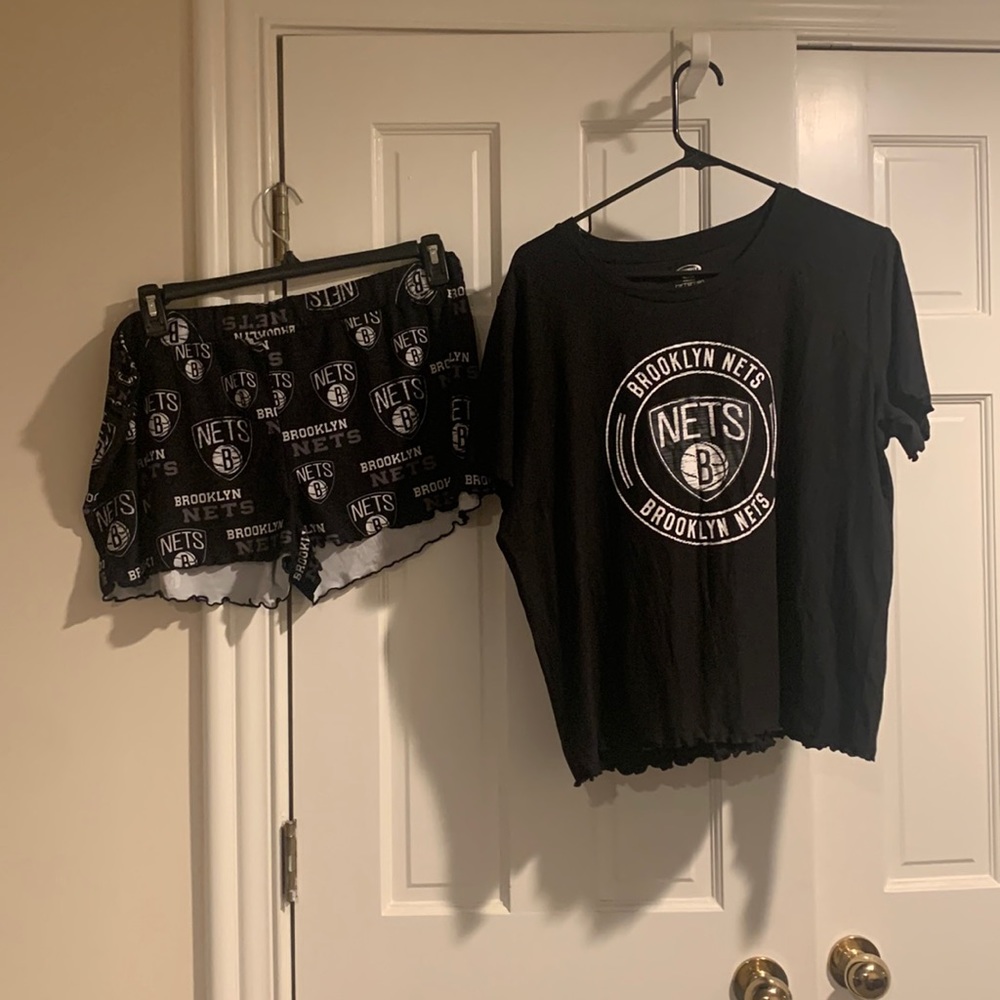 SUPER SOFT NBA Brooklyn Nets Women’s Lounge/Sleep Set